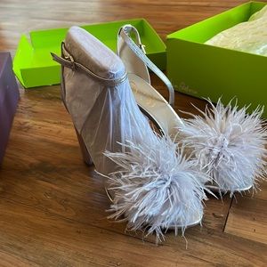 Yaro Sam Edelman Silver Feather Heels—size 10 GUC